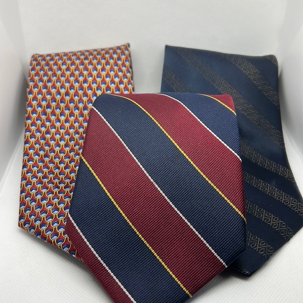Bundle of 3 Neckties - Picture 2 of 6